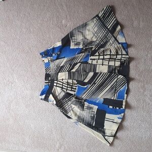 Abstract high waist skirt with pockets